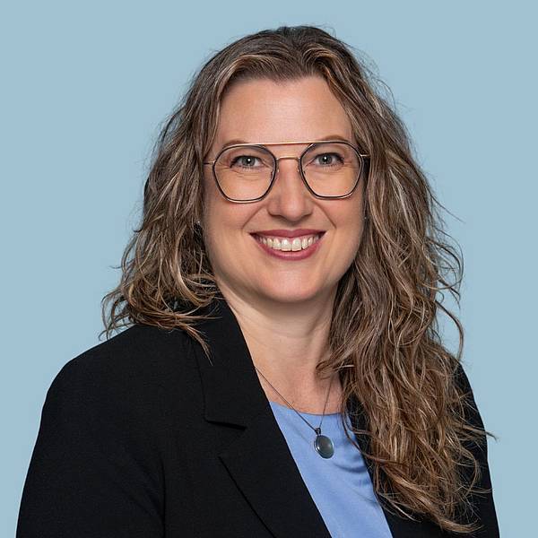 Porträtfoto von Andrea Rütsche