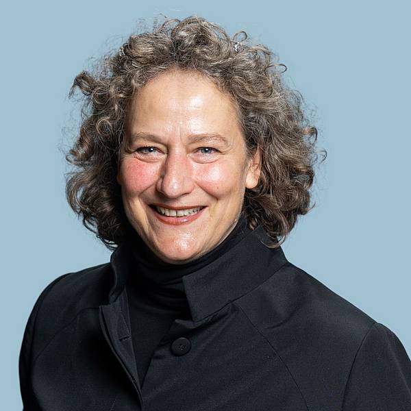 Portraitfoto von Kathrin Lettner
