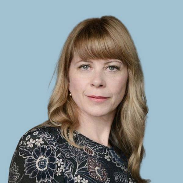 Portraitfoto von Diana Dengler