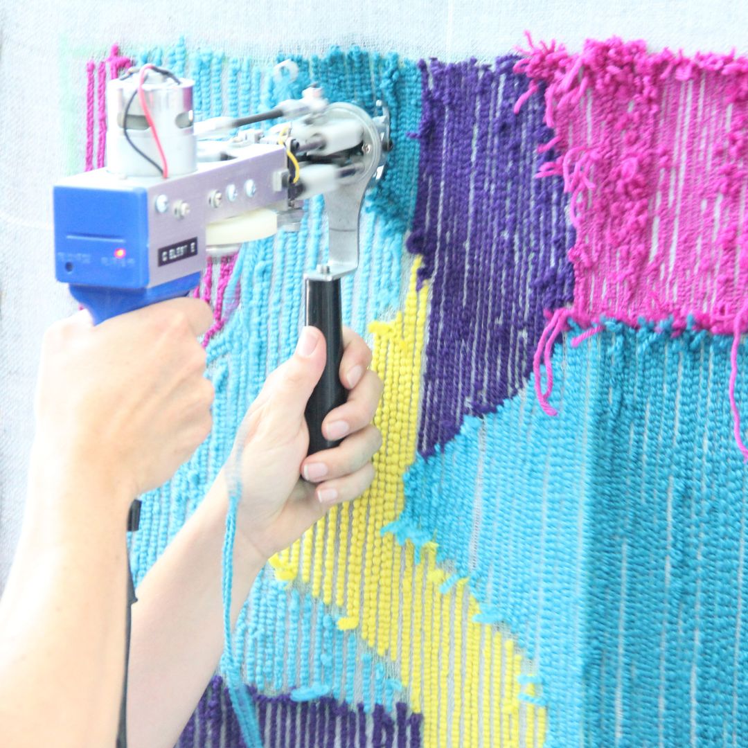 Teppich schiessen mit der Tufting-Pistole
